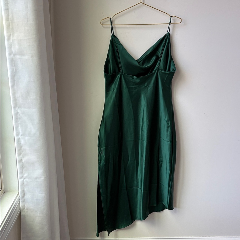 NWT Petal + Pup Cyprus Slip Dress in Emerald Adjustable Wedding Guest Size 12 - Picture 3 of 11